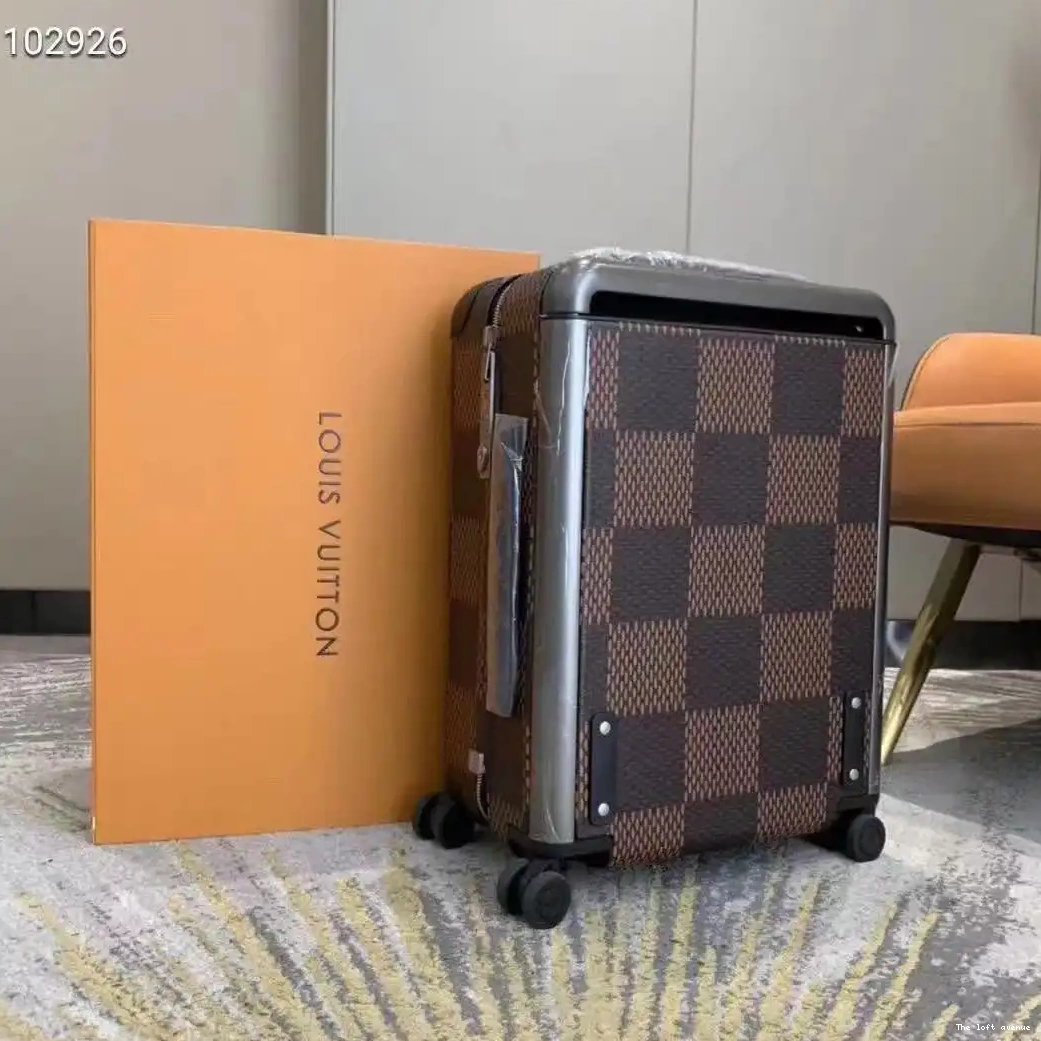 CUSTOM 55 BEAR NIGO 37L HORIZON CABIN POLAR SUITCASE 0524